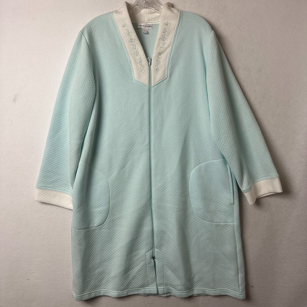 Miss‎ Elaine Mint Blue Quilted Zip Front Robe Floral Embroidered Lounger Large